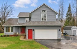 6139 N Shoreside Cir, Sturgeon Bay, WI 54235