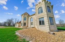 221 Pitgas Rd, Clarksville, PA 15322