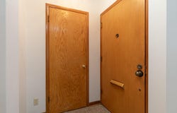 1344 S Fairway Avenue, Springfield, MO 65804