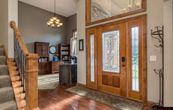 204 Woodhill Court, Mankato, MN 56001