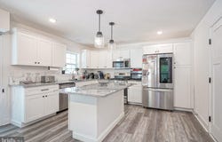 404 PINE Avenue, DEPTFORD, NJ 08096