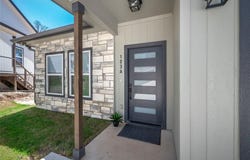 123 S Kanaio Dr, Bastrop, TX 78602