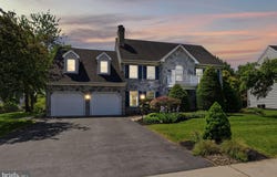 17 SANDERLING Drive, DENVER, PA 17517