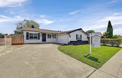 2320 Bermuda Ln, Hayward, CA 94545