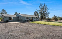 5900 NW 59th Street, Redmond, OR 97756