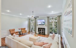 18301 MID OCEAN PLACE, LEESBURG, VA 20176