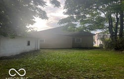 1157 W Kilgore Avenue, Muncie, IN 47305