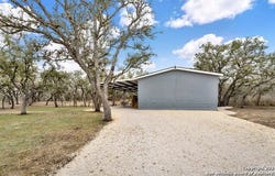 788 County Rd 429, Uvalde, TX 78801