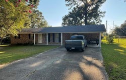 11 Kennon Ave., LAUREL, MS 39443