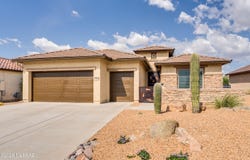 1084 N Grand Canyon Drive, Green Valley, AZ 85614