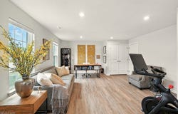 1184 Bean Lane, Akron, OH 44313