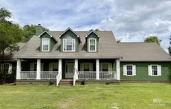 8255A Dixon Road, Bay Minette, AL 36507