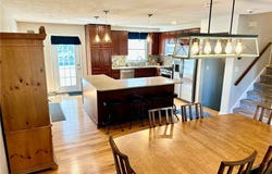 15 Paddock Drive, Henrietta, NY 14467