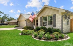 5986 Parsonage Cir, Milton, FL 32570