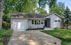 4800 W 76 Street, Prairie Village, KS 66208