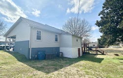 130 Winston Avenue, Mckenzie, TN 38201