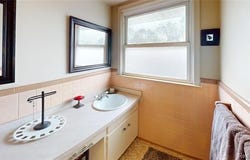721 S Michigan, Howell, MI 48843