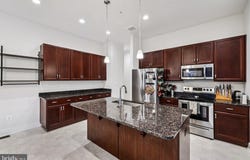2810 TOWN VIEW CIRCLE, NEW WINDSOR, MD 21776