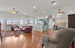 1295 Berry L LN, Georgetown, TX 78626