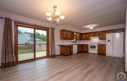 2100 NW Kendall DR, Topeka, KS 66618