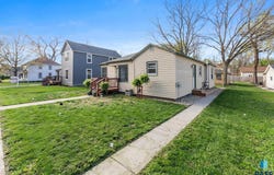 422 E 2nd St, Parker, SD 57035