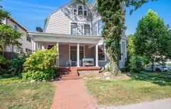 1025 Crescent Avenue, Fort Wayne, IN 46805-4316