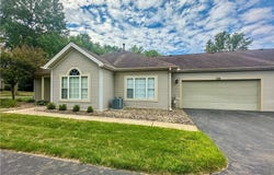 20 Woodland Chase Boulevard, Niles, OH 44446