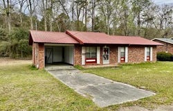 1806 South Charleston Avenue, Fairfax, SC 29827
