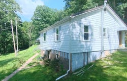 4530 Green Valley Road, Huntington, WV 25701