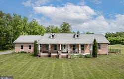 310 UPDYKE ROAD, LITTLESTOWN, PA 17340