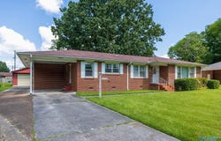 1711 Cagle Avenue SW, Decatur, AL 35601