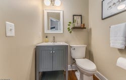 42 Alexandra Way, Clinton Town, NJ 08809-2625