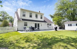 587 MUHLENBERG AVENUE, WENONAH, NJ 08090
