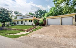 215 Tharp Drive, Highland Village, TX 75077