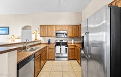 2150 E BELL Road, Phoenix, AZ 85022