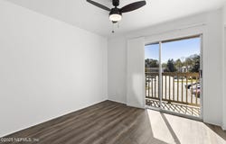 2300 TWELVE OAKS Drive unit: B4, Orange Park, FL 32065