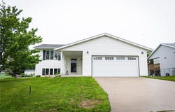 415 3rd Street NW, Elgin, MN 55932