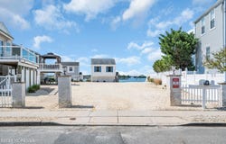 433 Bayside Terrace, Seaside Heights, NJ 08751