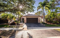 1558 Sunset Way, Weston, FL 33327