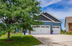 938 15th Avenue SE, Altoona, IA 50009
