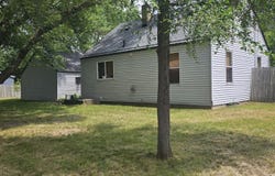 267 24th Street N, Springfield, MI 49037