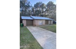 4316 Knowlcrest Drive, Moss Point, MS 39562