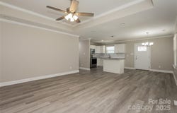 507 E Cloninger Street, Dallas, NC 28034