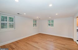 400 COMMONWEALTH AVENUE, ALEXANDRIA, VA 22301