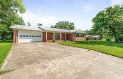1007 College Avenue, Glen Rose, TX 76043
