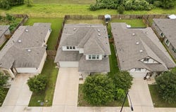 301 Rimrock Ct, Bastrop, TX 78602