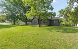 104 Mockingbird Street, Ector, TX 75439