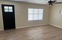 719 Eckel Street, La Grange, TX 78945