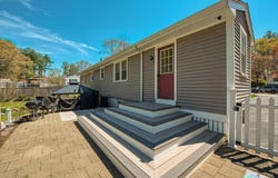 35 Pinecrest Dr, Taunton, MA 02780