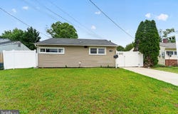 2418 BRUNSWICK Road, HALETHORPE, MD 21227